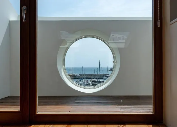 The View Πόντα Ντελγκάντα